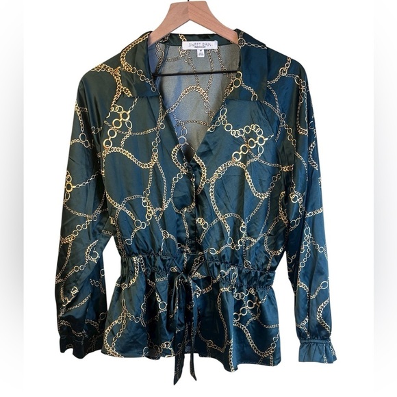 Sweet Rain Tops - Sweet Rain Chain Pattern Blouse Top in Green and Gold Equestrian Size Medium